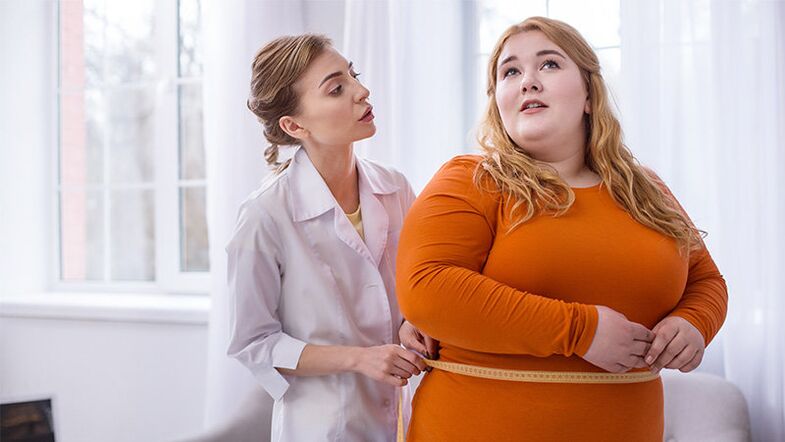 El problema del sobrepeso en las mujeres antes de beber té Matcha Slim